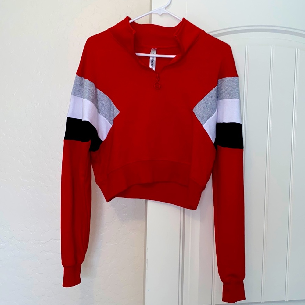 Lorna Jane long sleeve sweatshirt.